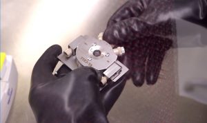 ECC-Opto-Gas inside the glove box